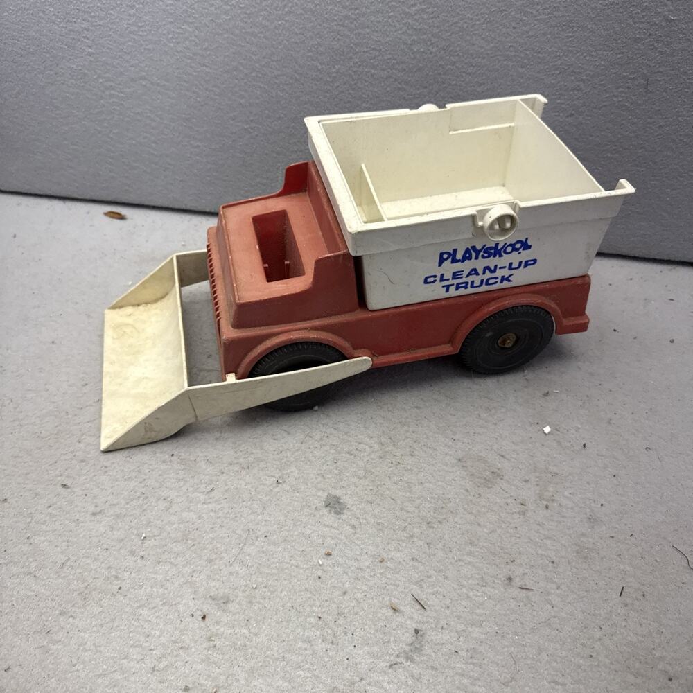 Vintage 1974 Playskool Clean-Up Truck Toy 70s Preschool Front Loader Dump Bin